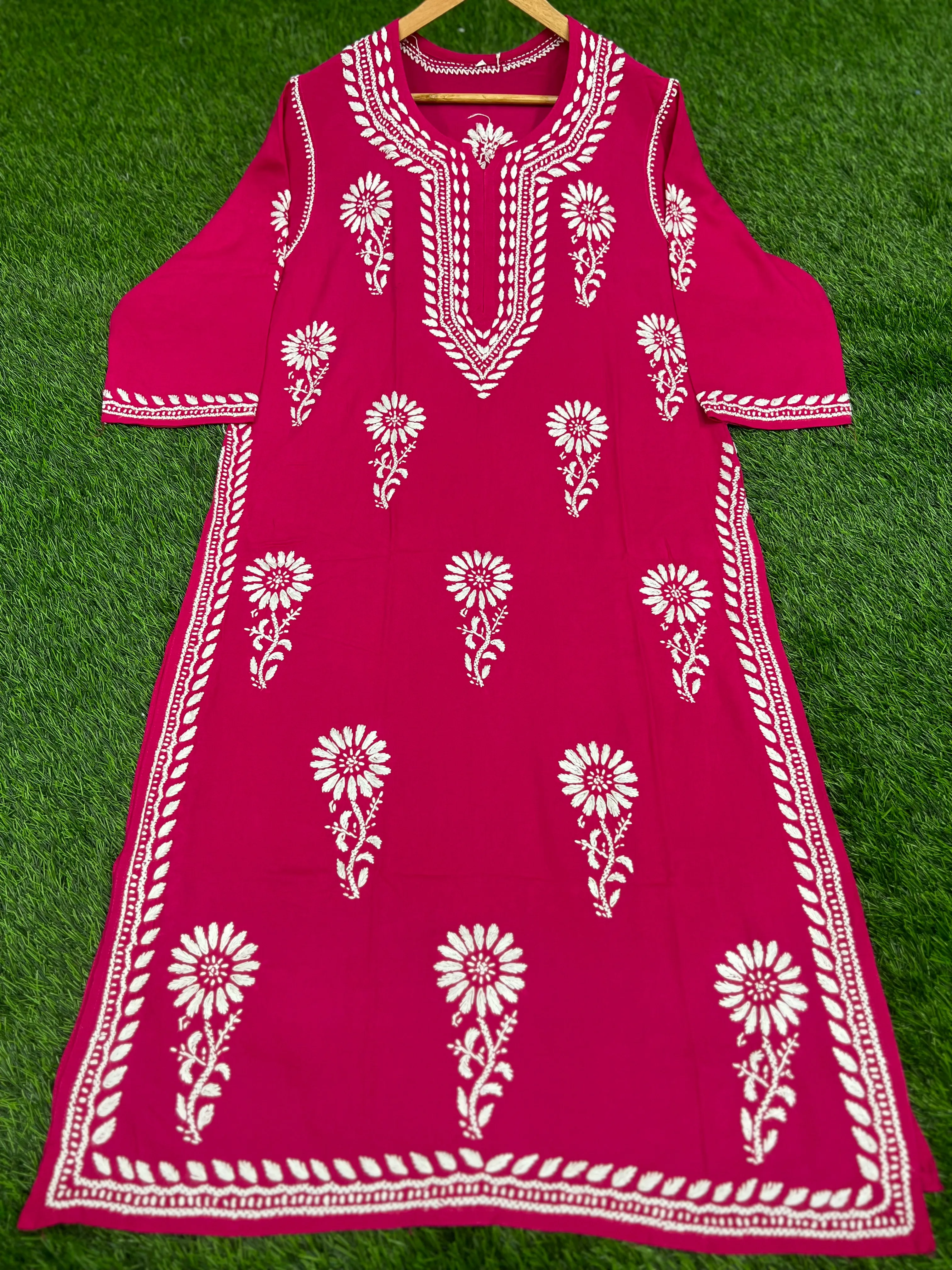 Chikan Handwork Rayon Kurti