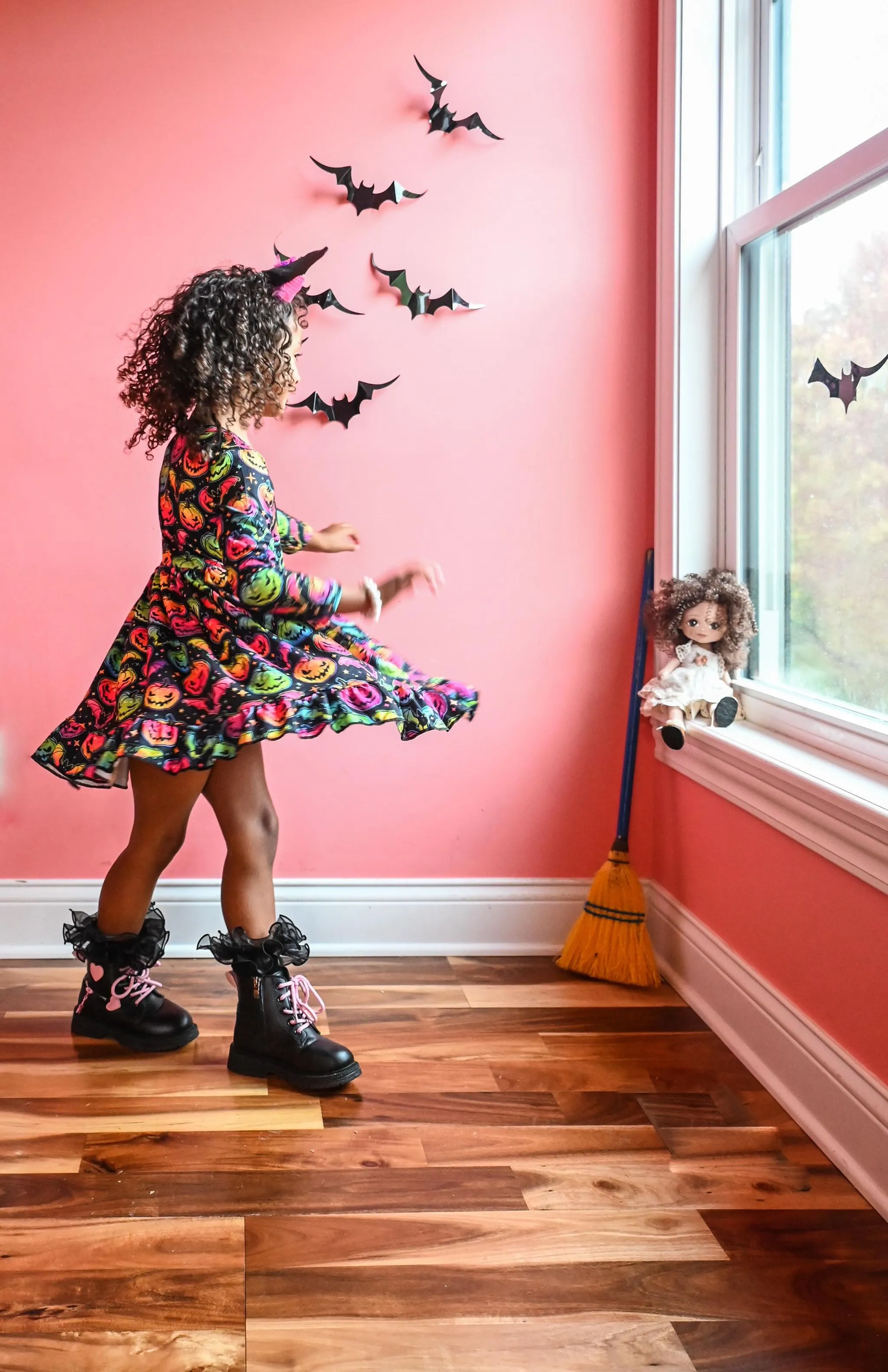 HALLOWEEN SPOOKY NEON PUMPKIN DRESS